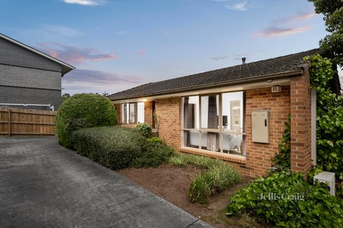 4 212 Hull Road Mooroolbark 3138