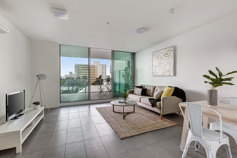 422/15 Clifton Street Prahran 3181