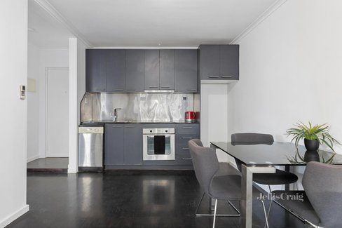 4 23 Genoa Street Moorabbin 3189