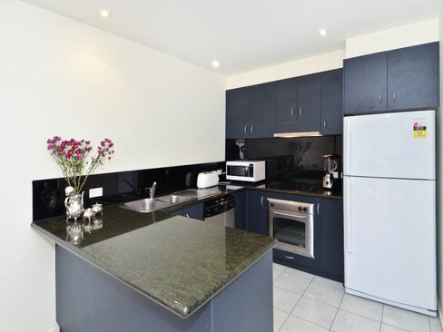 4 242 Ryrie Street Geelong 3220
