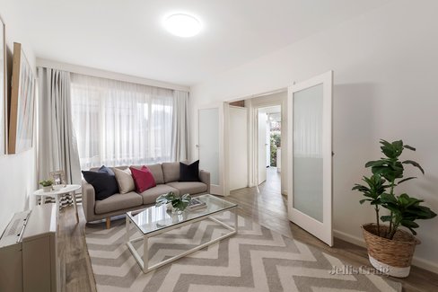 4/243 Riversdale Road Hawthorn East 3123