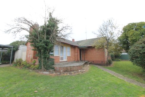 426 Pleasant Street South, NEWINGTON VIC 3350