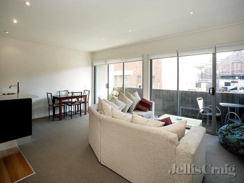 4/272 Albert Street Brunswick 3056