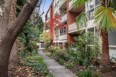 4 272 Williams Road Toorak 3142