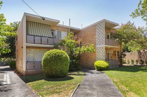 4/3 Brookfield Court Hawthorn East 3123