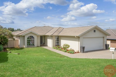 43 Devon Street, GRETA NSW 2334