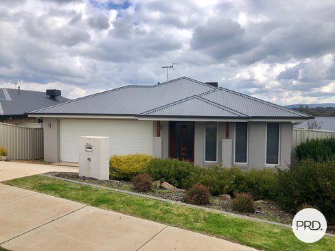 43 Felstead Circuit, THURGOONA NSW 2640