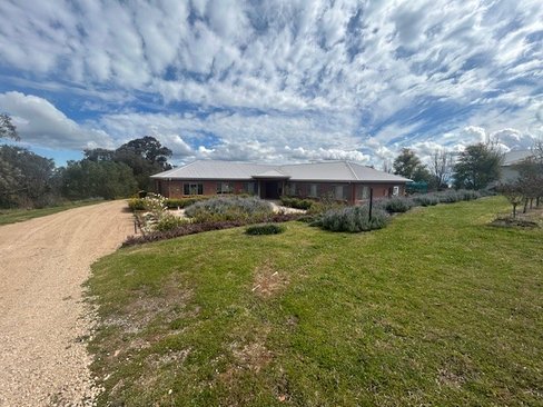 43 Flagstaff Road, TAMWORTH NSW 2340