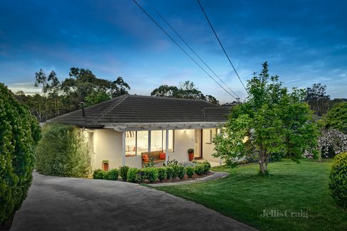 43 Greenslopes Drive Mooroolbark 3138