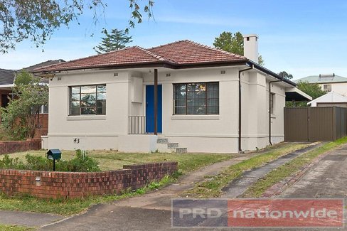 43 Hinemoa Street, PANANIA NSW 2213