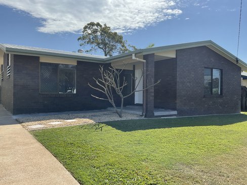 43 Limpus Street, URANGAN QLD 4655