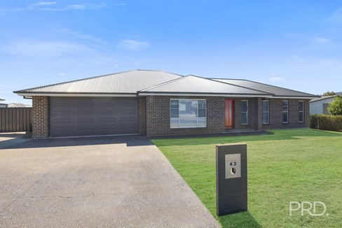 43 Mulga Place, TAMWORTH NSW 2340