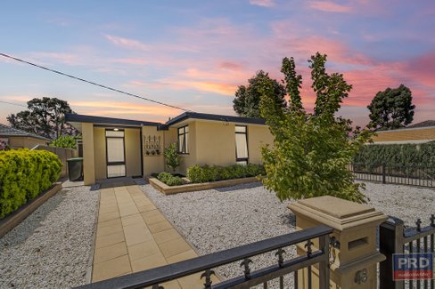 43 Poulston Street, LONG GULLY VIC 3550