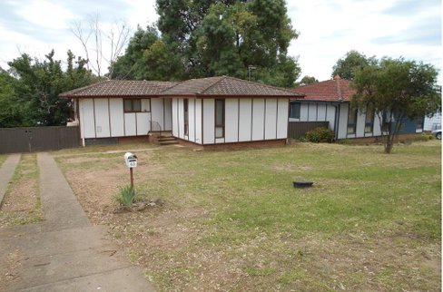 43 Quandong Ave, TUMUT NSW 2720