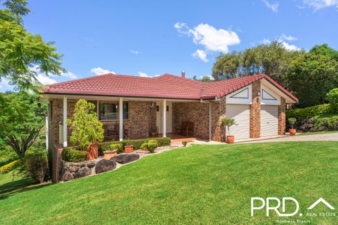 43 Trinity Drive, GOONELLABAH NSW 2480