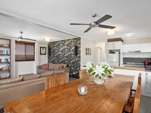 430 Cypress Terrace, PALM BEACH QLD 4221