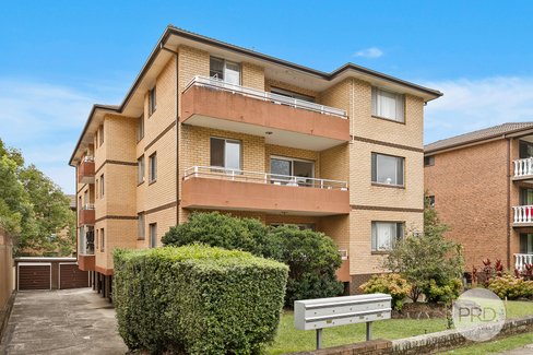 4/30 Gloucester Road, HURSTVILLE NSW 2220