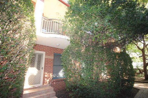 4/31 Loftus Street, CAMPSIE NSW 2194
