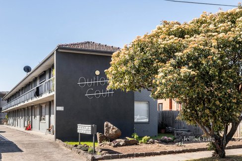 4 31 Martin Street Thornbury 3071