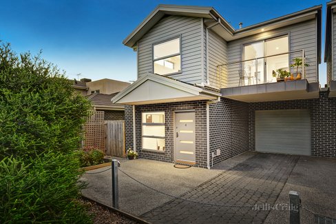 4/334 Gillies Street Thornbury 3071