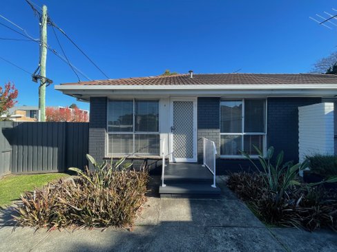 4/339 Pakington Street Newtown 3220