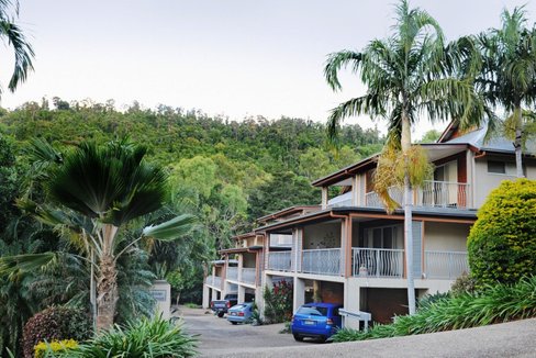 4/36 Waterson Way, AIRLIE BEACH QLD 4802