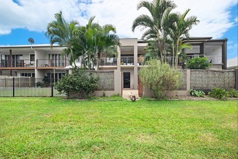 44 Abell Road, CANNONVALE QLD 4802