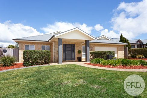44 Bogong Crescent, TATTON NSW 2650