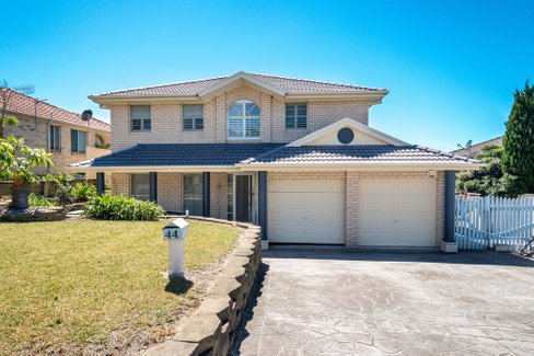 44 Brindabella Drive, HORSLEY NSW 2530