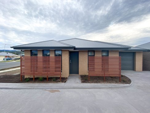 4/4 Haskell Road, BRIGHTON TAS 7030