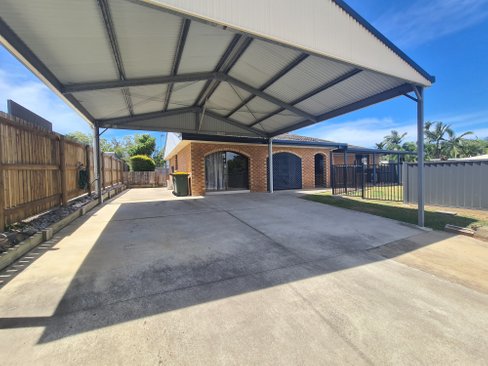 44 KATANDRA Street, BOYNE ISLAND QLD 4680
