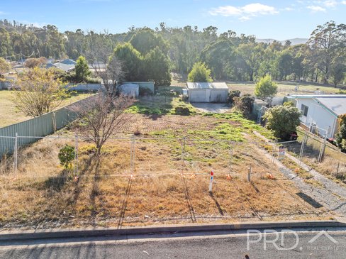 44 Mayday Road, BATLOW NSW 2730