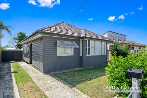 44 Moore Street, HURSTVILLE NSW 2220