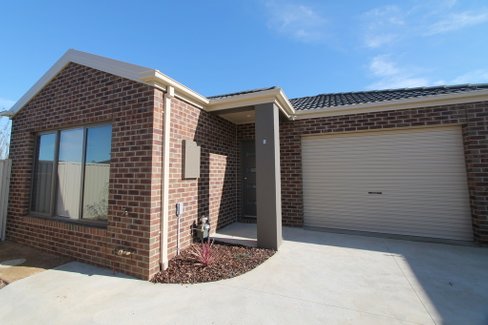 4/4 Morgan Street, SEBASTOPOL VIC 3356