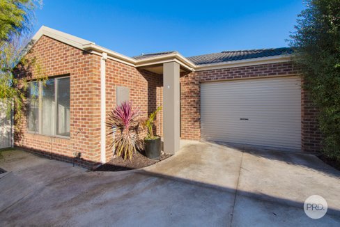 4/4 Morgan Street, SEBASTOPOL VIC 3356