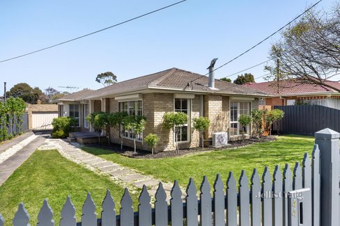 44 Walker Road Mount Waverley 3149