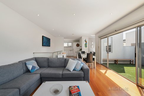 4/44 Victoria Street Coburg 3058
