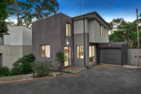 4/46 Boronia Grove Doncaster East 3109