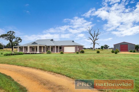 446 Wilsons Road, HADDON VIC 3351