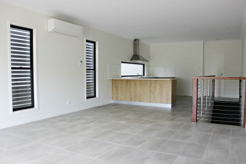 45 Altmann Avenue, CANNONVALE QLD 4802