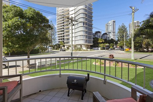 4/5 Australia Avenue, BROADBEACH QLD 4218