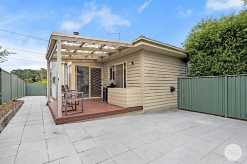 45 Bradbury Street, BROWN HILL VIC 3350