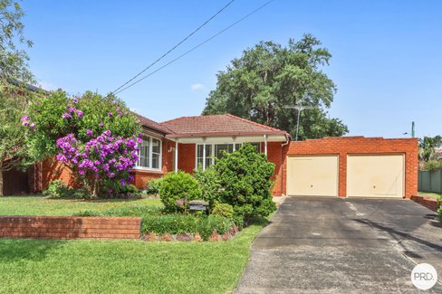 45 Caledonia Crescent, PEAKHURST NSW 2210