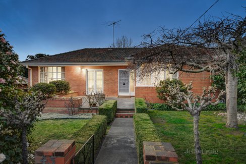 45 Finlayson Street Doncaster 3108