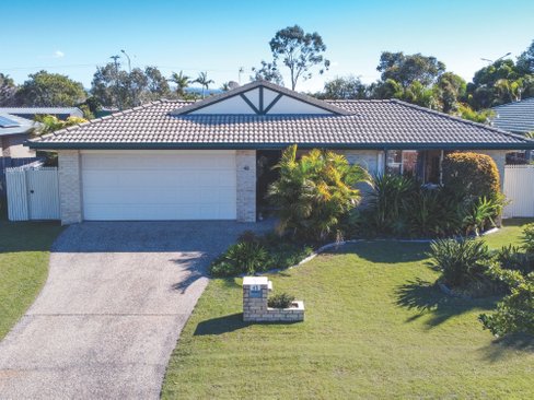 45 Harrier Drive, BURLEIGH WATERS QLD 4220