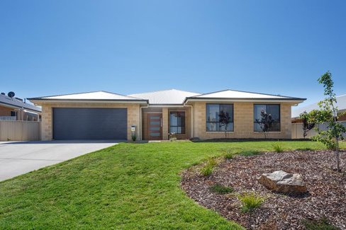 45 Rainbow Drive, ESTELLA NSW 2650