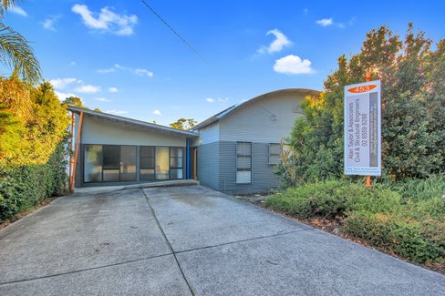 453 Ocean Drive, LAURIETON NSW 2443