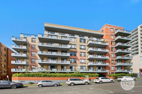45/6-12 Carrington Avenue, HURSTVILLE NSW 2220