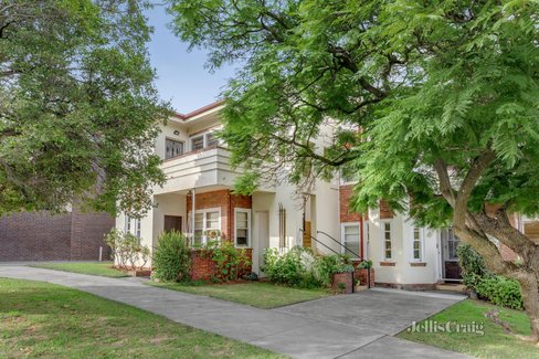 4 576 Riversdale Road Camberwell 3124