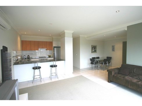 45 781 Whitehorse Road Mont Albert 3127